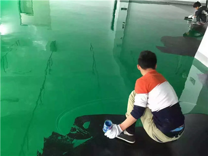 揭东下面给你一份环氧地坪漆施工的完整流程